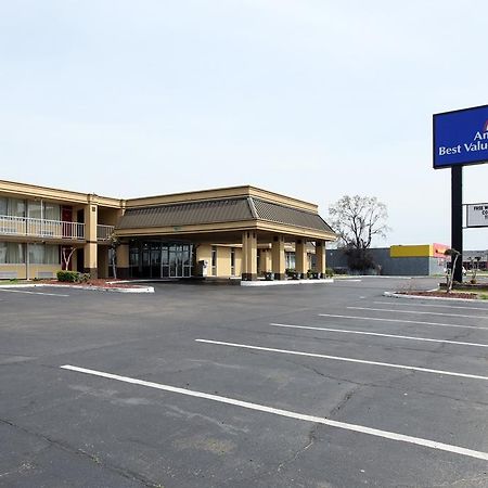 Americas Best Value Inn & Suites Гринвилл Экстерьер фото