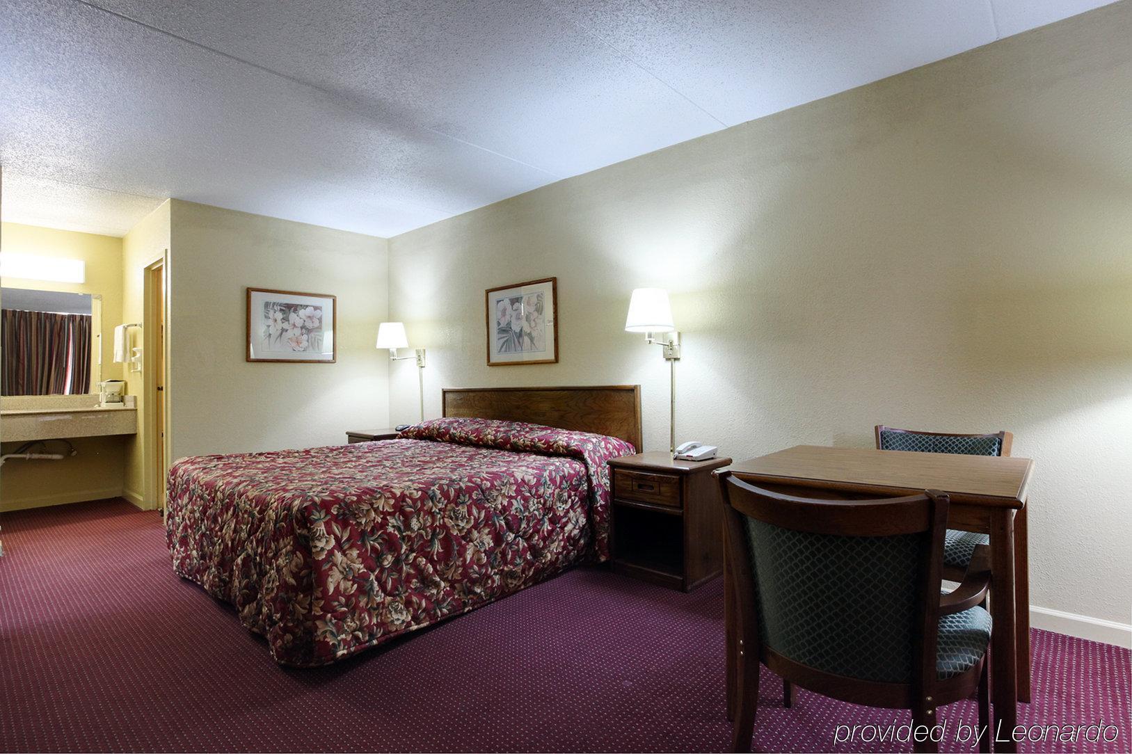 Americas Best Value Inn & Suites Гринвилл Номер фото