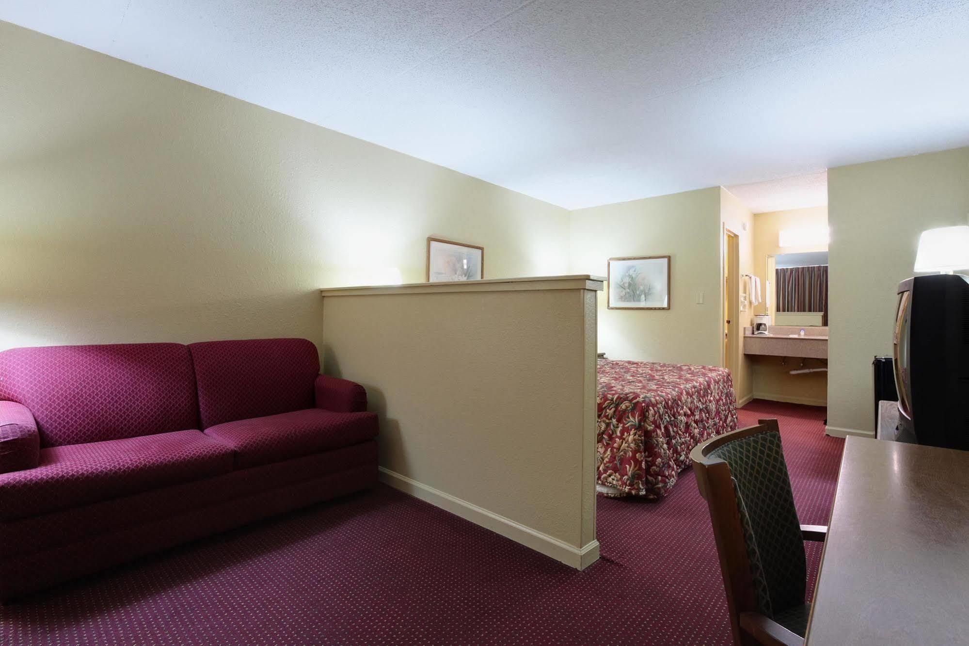 Americas Best Value Inn & Suites Гринвилл Номер фото
