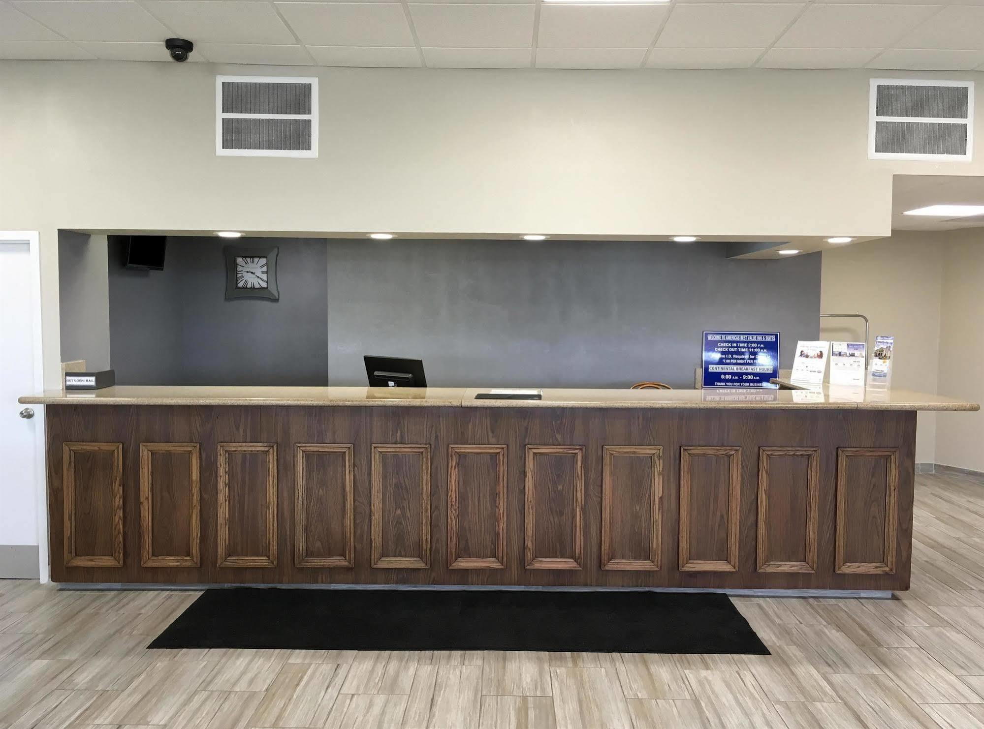 Americas Best Value Inn & Suites Гринвилл Экстерьер фото
